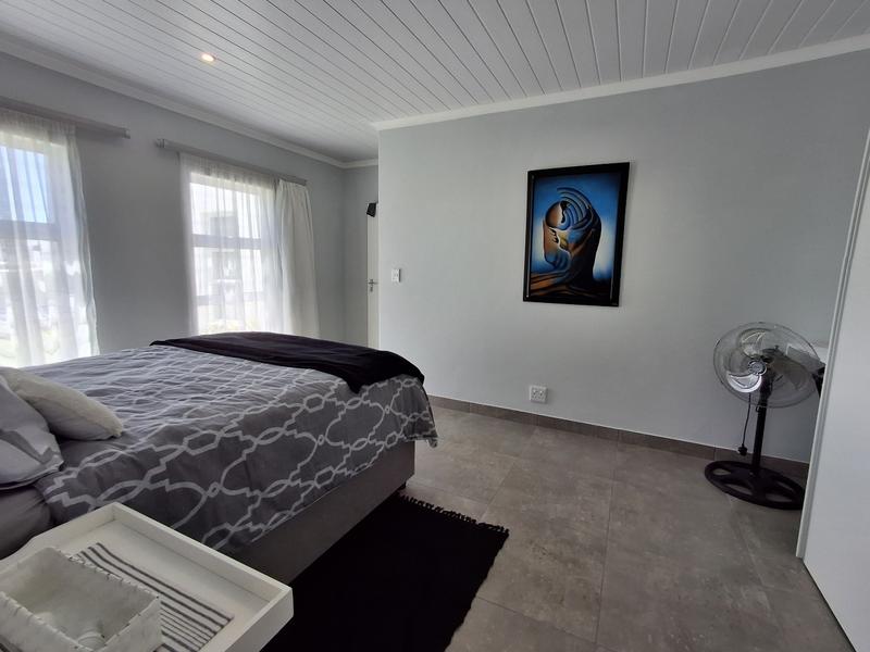 2 Bedroom Property for Sale in Lampiesbaai Western Cape